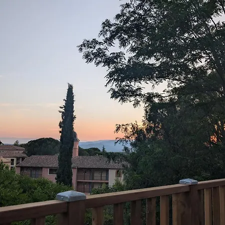 Magiuli Village Du Rouret
